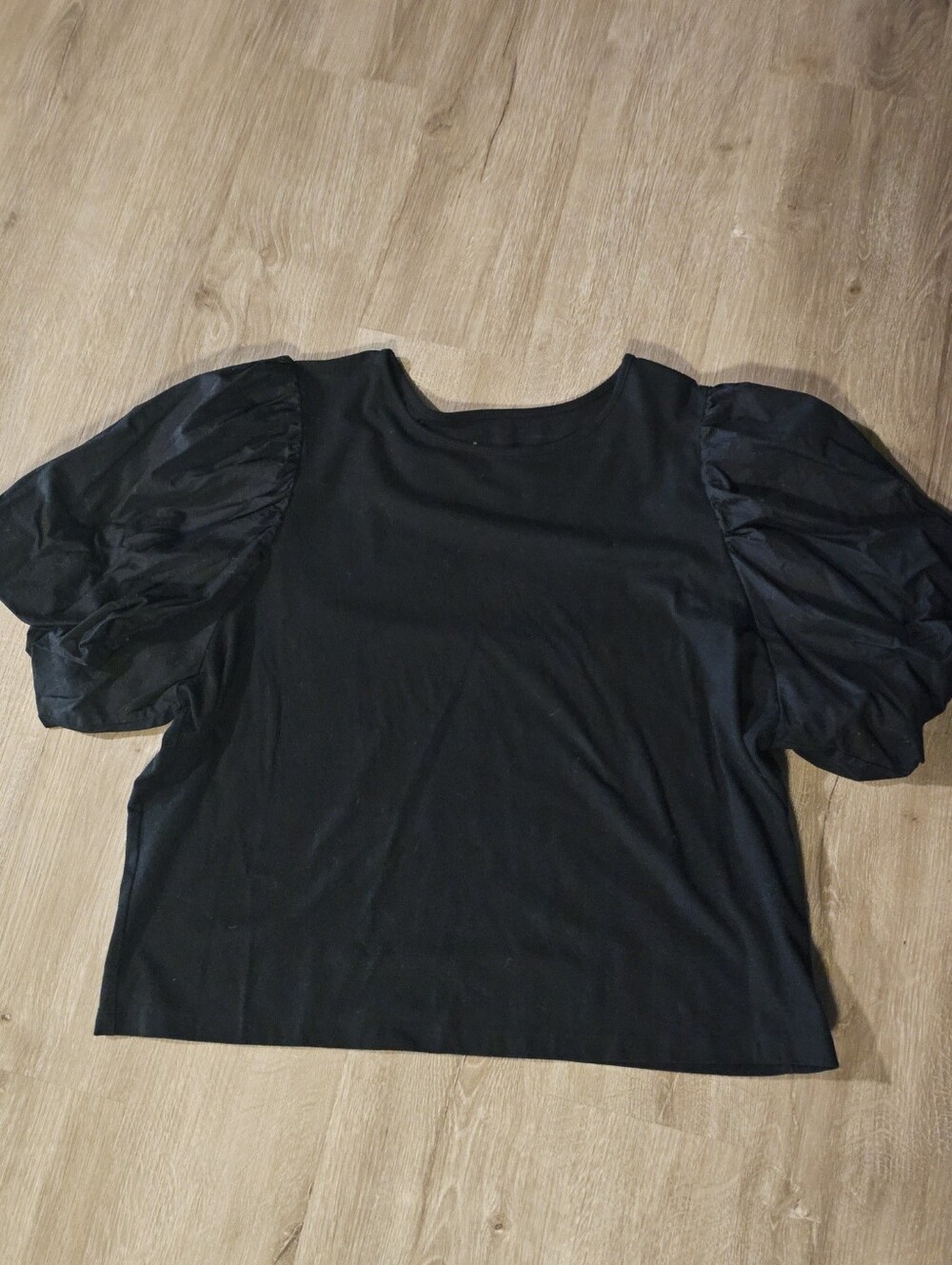 A new day Black Puff-Sleeve Short-Sleeve Top